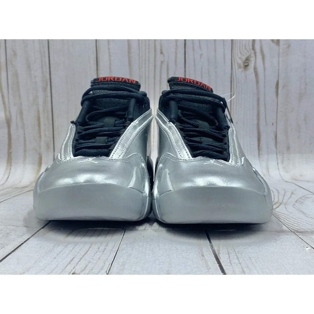 Nike Womens Air Jordan Retro 14 Low Metallic Silver Size‎ 5.5 DH4121 060